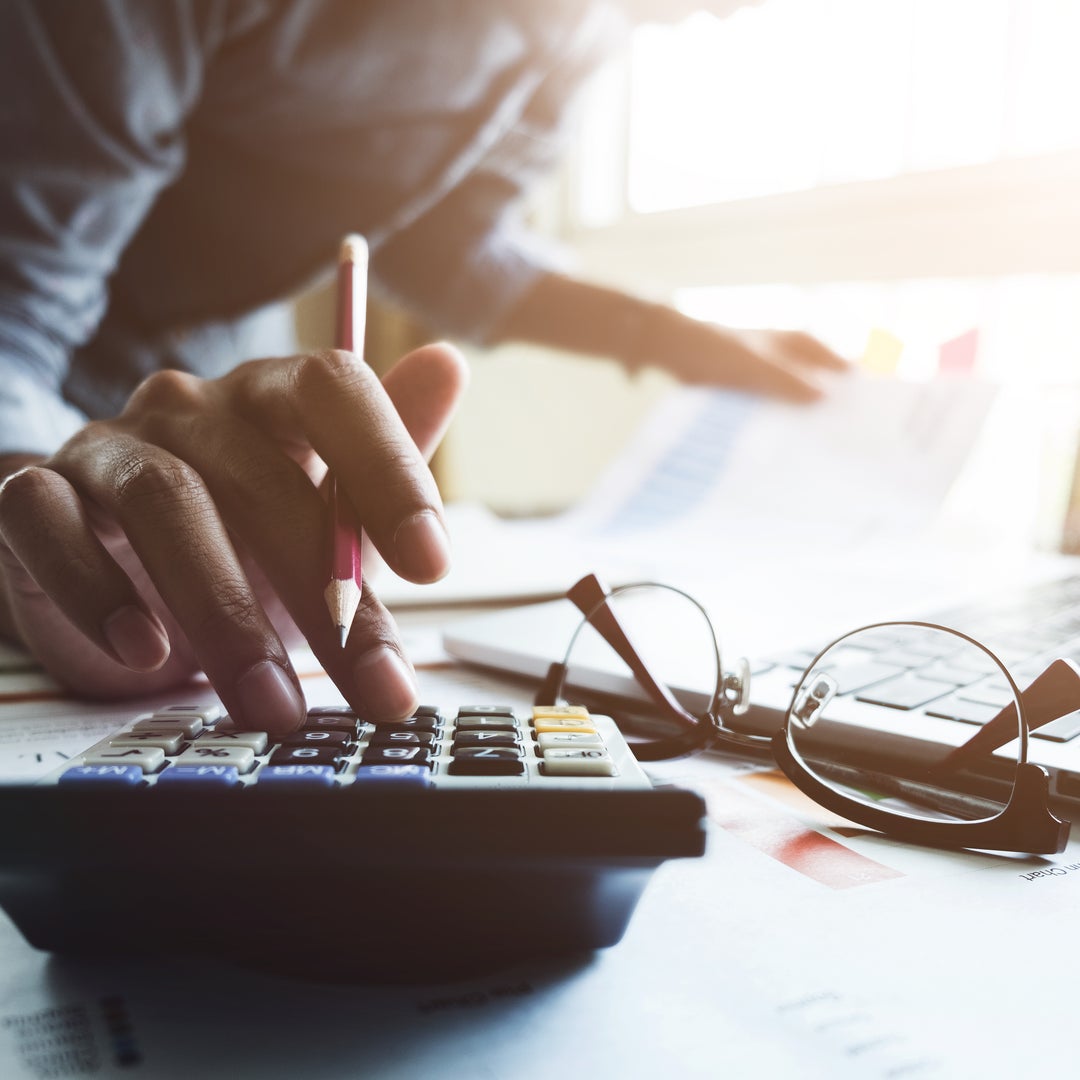Image of For qualified investors, hedge funds may offer the chance to make money in up and down markets. But do they make sense for the average investor?